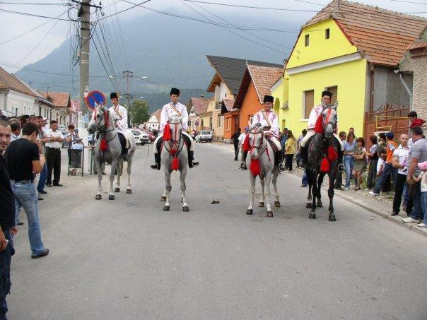 Sura Pietrei Craiului Hotel Zărneşti Kültér fotó